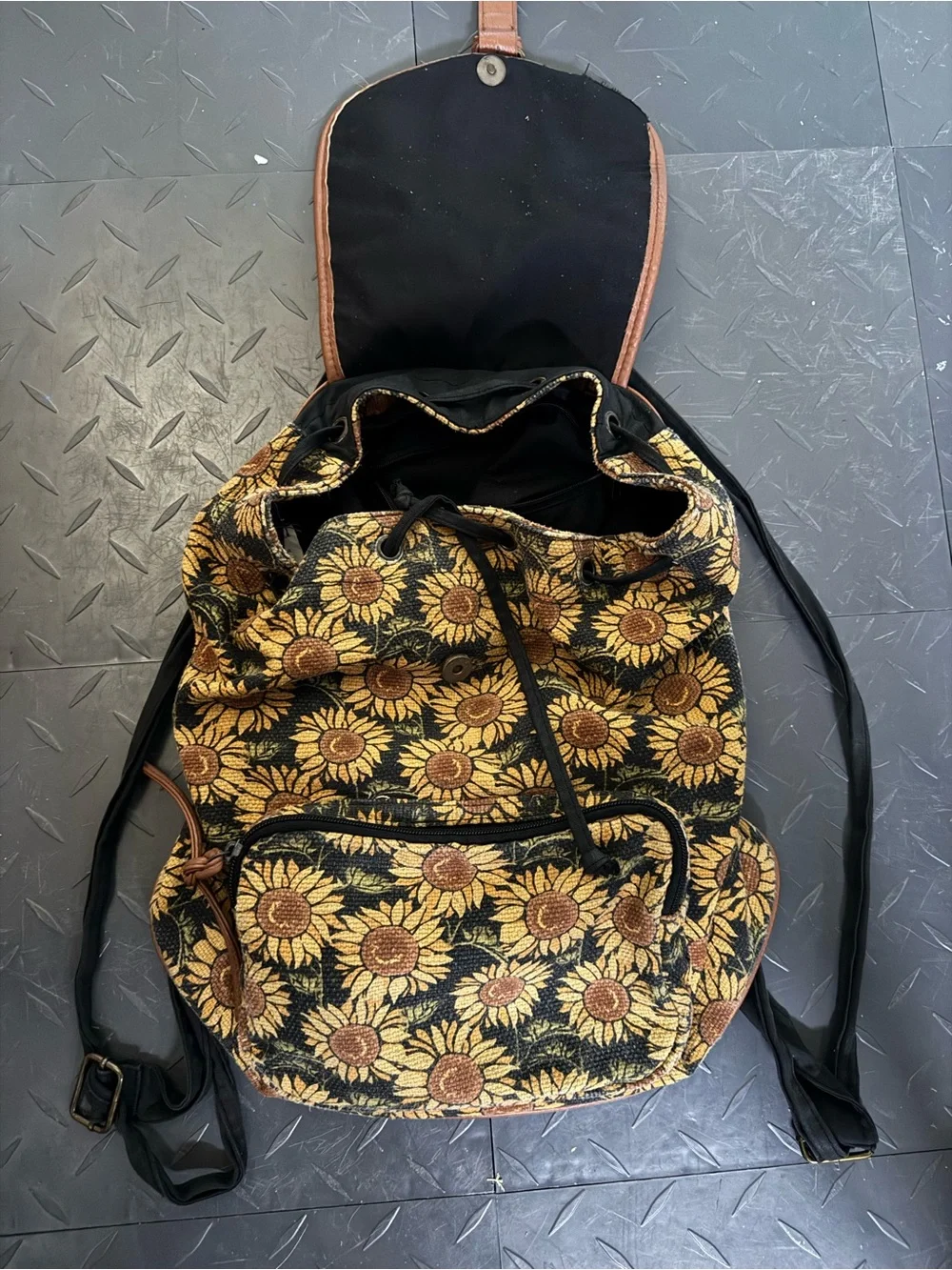 🌻Y2K Mossimo Sunflower Print Standard Size Festival Boho Backpack Bag